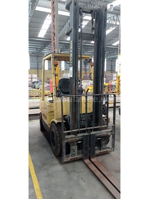 03/22038 - EMPILHADEIRA A GÁS M/HYSTER MOD. H50XM, CAPAC. 2,3 TONS, 