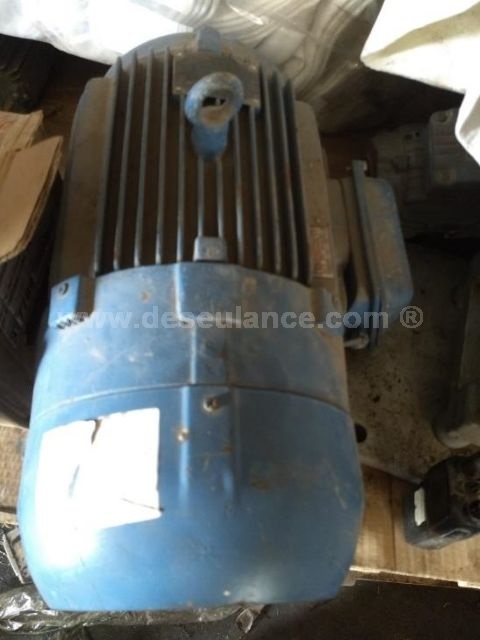 36/22038 - 01 MOTOFREIO M/WEG, TRIFÁSICO, 380V, 7,5 KW E 01 MOTOR