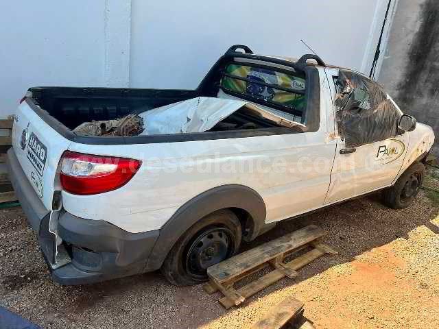 03/23160 - PICK UP FIAT STRADA HD WORKING CC E, ANO 19/20, SINISTRADO