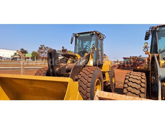 02/24141 - PÁ CARREGADEIRA JOHN DEERE 324K, ANO 16, HORÍMETRO 34.205.