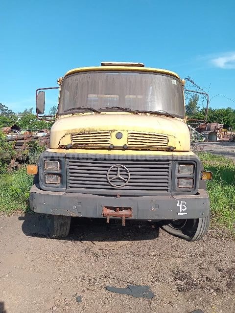 43/24162 - CAMINHÃO M. BENZ L1513, ANO 83, TRUCK, C/CARR. DE MADEIRA