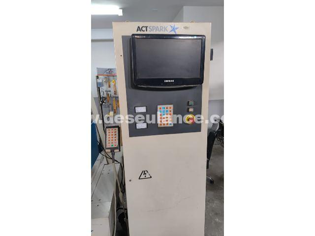 35/25082 - ELETROEROSÃO POR PENETRAÇÃO CNC M/CHARMILES MOD. SP1.