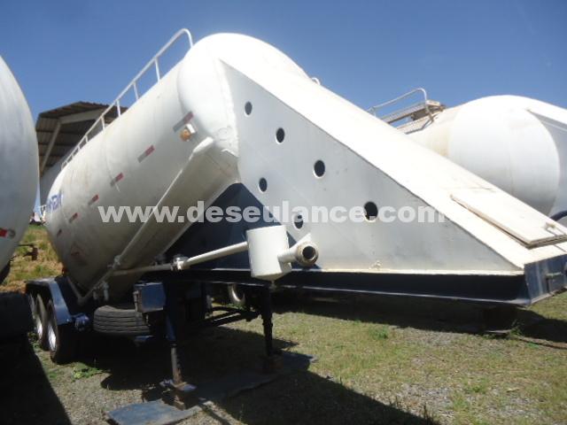 22/25099 - SEMIRREBOQUE SILO 3 EIXOS M/RODOVIÁRIA, CAPAC. 27 M³, ANO 87