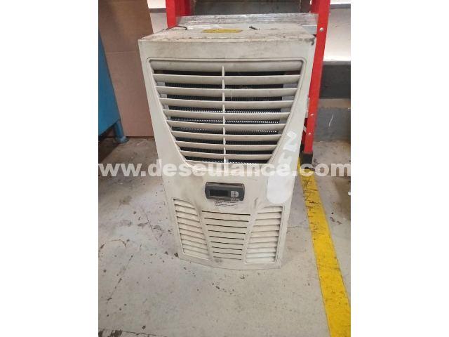 38/25126 - UNIDADE REFRIGERAÇÃO M/RITTAL TOP THERM MOD. SK 3361500, 