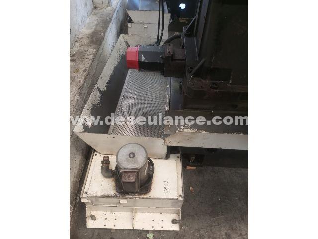 84/25132 - CENTRO DE USINAGEM FANUC ROBODRILL T14IA.