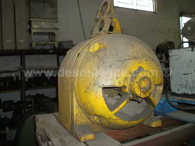 32/25147 - MOTOR ELÉTRICO, APROX. 50 HP, 1.800 RPM.