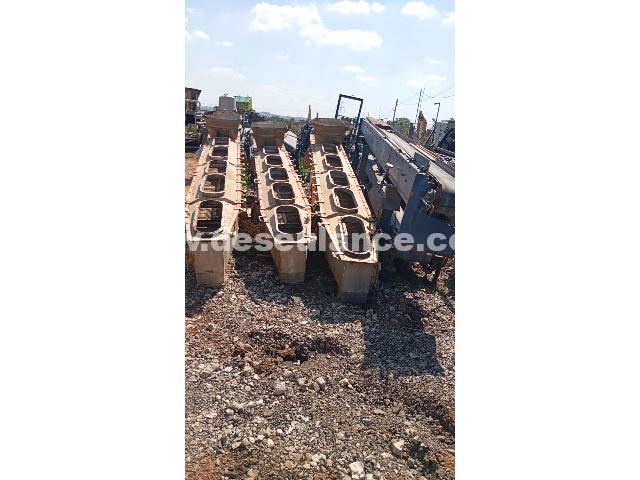 44/25165 - CALHA VIBRATÓRIA REVESTIDA INTERNAMENTE C/INOX 