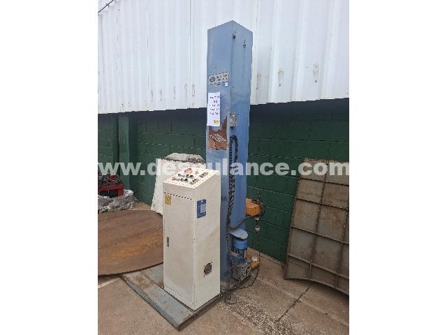 132/25168 - PALETIZADORA ESTRECHAR M/THR MOD. 1521, C/MOTOR UCAN,