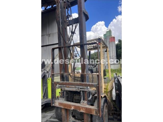 318/26007 - EMPILHADEIRA HYSTER MOD. H60XM, CAPAC. 2,6 T. 