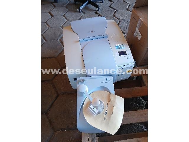 114/26011 - ESPECTROMETRO FT-IR SPECTRUM 100R KBR.