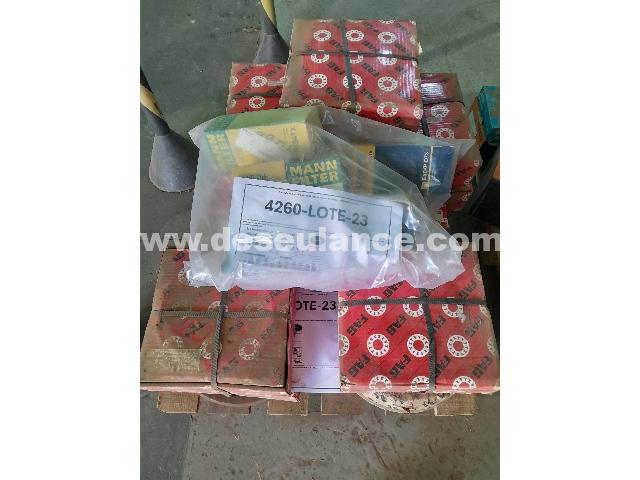 87/26025 - APROX. 17 ROLAMENTOS, S/USO.