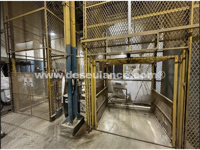 10/26029 - TORRE C/2 ELEVADORES DE CARGA, CAPAC. 1 T CADA, 