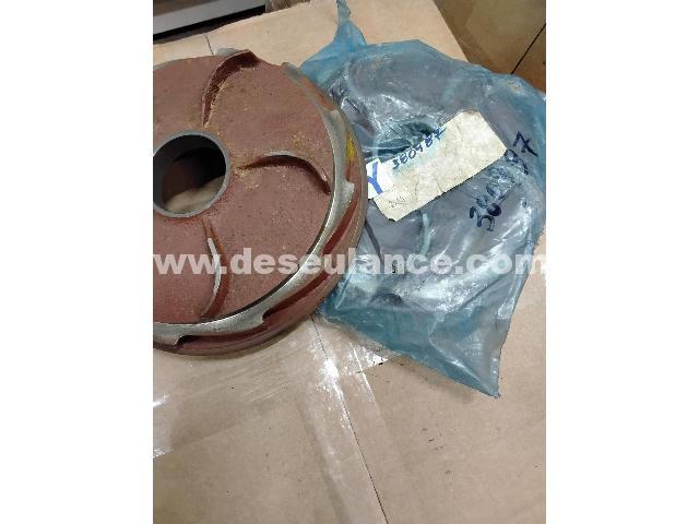 32/26084 - APROX. 160 ITENS: ROLAMENTO, ANEL, VIDRO VISOR, ETC.