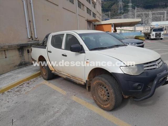 15/26121 - PICK UP MITSUBISHI L200 4X4 (RV 1425).